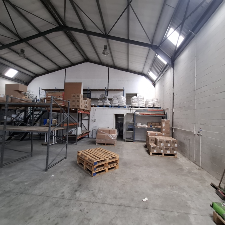 To Let commercial Property for Rent in Brackenfell Central Western Cape